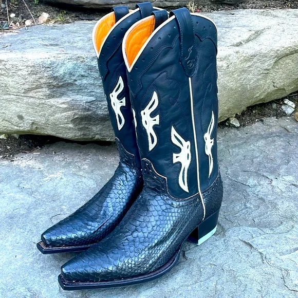 FRYE FAITH BLACK & WHITE LEATHER WOMANS COWBOY BOOTS - 9 - NIB ! 🤠 - Picture 2 of 14